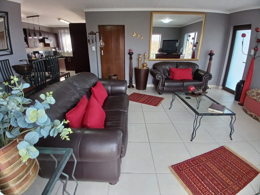 3 Bedroom Property for Sale in Seemeeu Park Western Cape